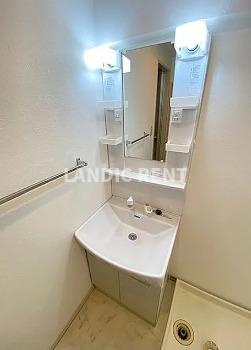 【洗面所】 | ディーセント天神南