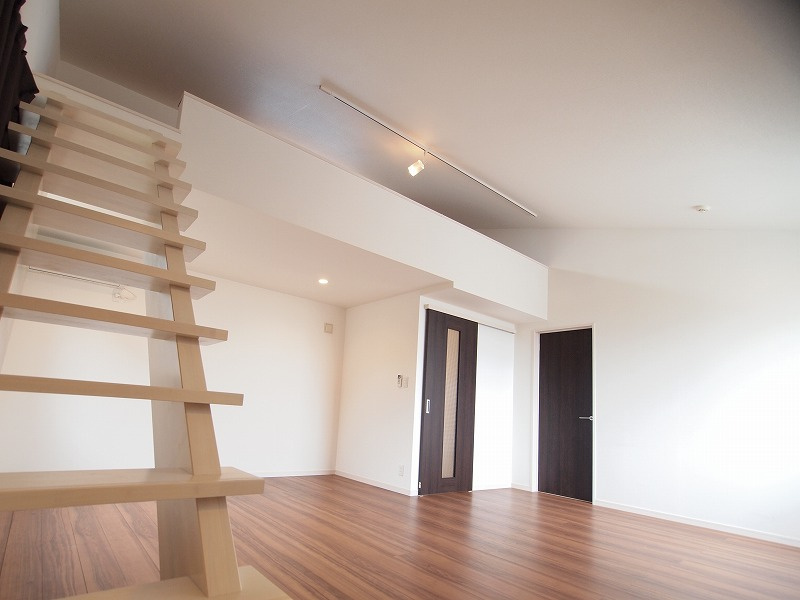 高崎市上中居町　中古住宅の洋室