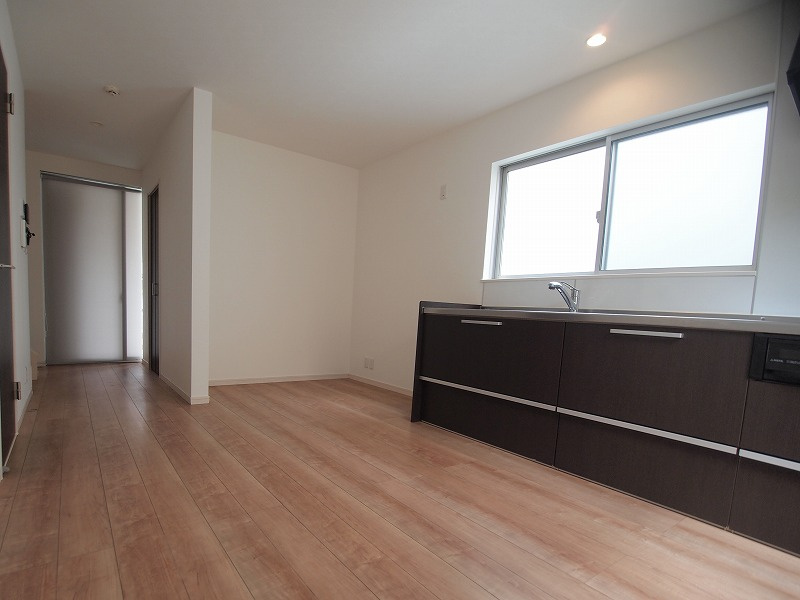 高崎市上中居町　中古住宅の居間・リビング