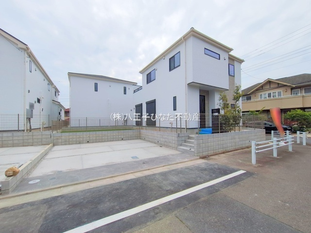 祝　成約済み　八王子市　北野台４丁目　新築戸建ての外観|～仲介手数料無料☆八王子ひなた不動産～　八王子市北野台　新築戸建て