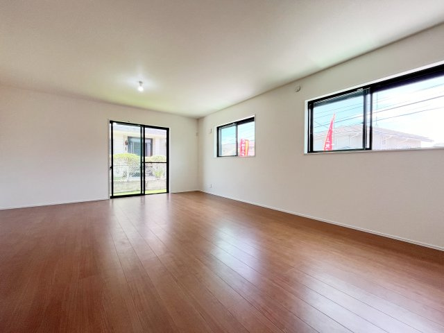 『八王子市新築戸建て』八王子市北野台4-1281-34【仲介手数料無料】の居間・リビング|～仲介手数料無料☆八王子ひなた不動産～　八王子市北野台　新築戸建て