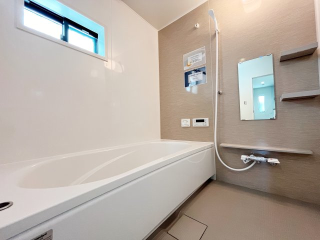 『八王子市新築戸建て』八王子市北野台4-1281-34【仲介手数料無料】の浴室|～仲介手数料無料☆八王子ひなた不動産～　八王子市北野台　新築戸建て