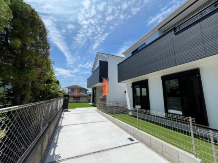 祝：成約済み　八王子市　北野台４丁目　新築戸建ての駐車場|～仲介手数料無料☆八王子ひなた不動産～　八王子市北野台　新築戸建て