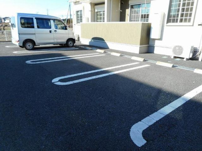 【駐車場】 | アルエットＡ | 駐車場