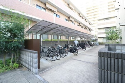 【その他共用部分】 | アローフィールド B | 駐輪場