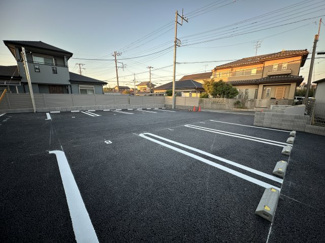 【駐車場】