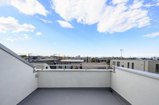 【展望】 | 屋上ルーフバルコニーからは抜け感のある眺望が楽しめます
2025年4月10日撮影