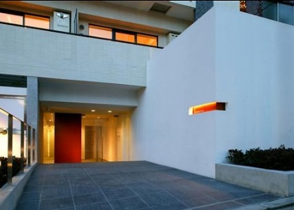 カスタリア新宿夏目坂のエントランス|カスタリア新宿夏目坂