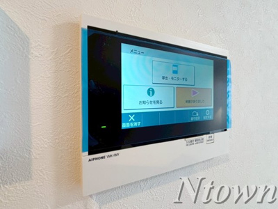 【セキュリティ】 | GRANDUKE代官町reverso | モニター付きインターホンです