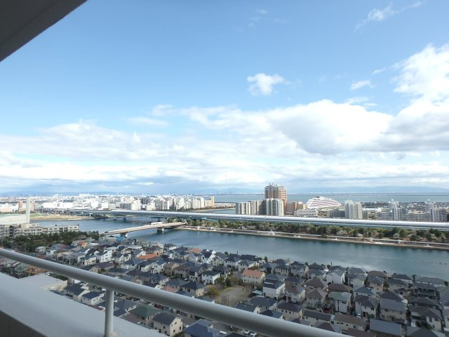 アステム芦屋Ｃ棟の展望|南側バルコニーより南東方面を望む