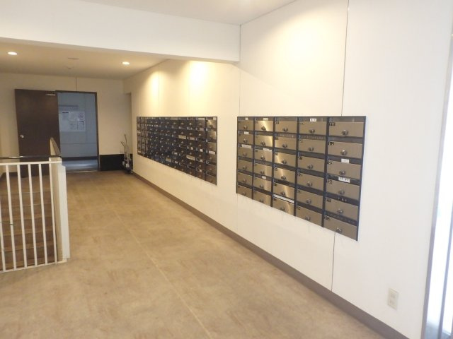 アステム芦屋Ｃ棟のその他共用部分|郵便ポスト