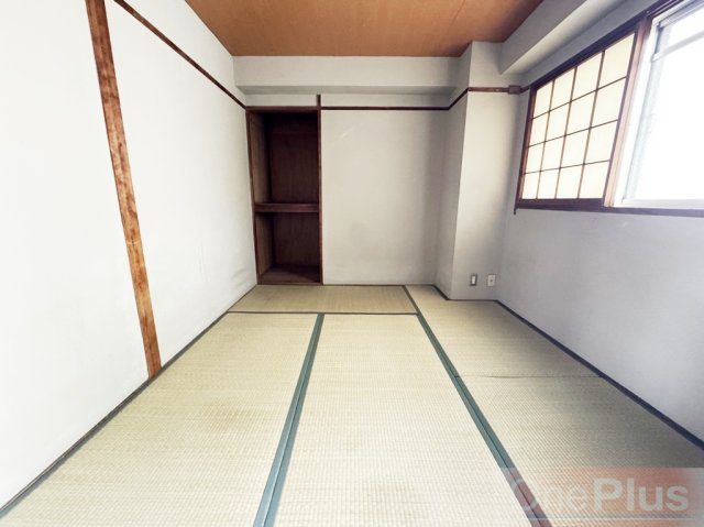 金盃第２ビル高羽荘の収納