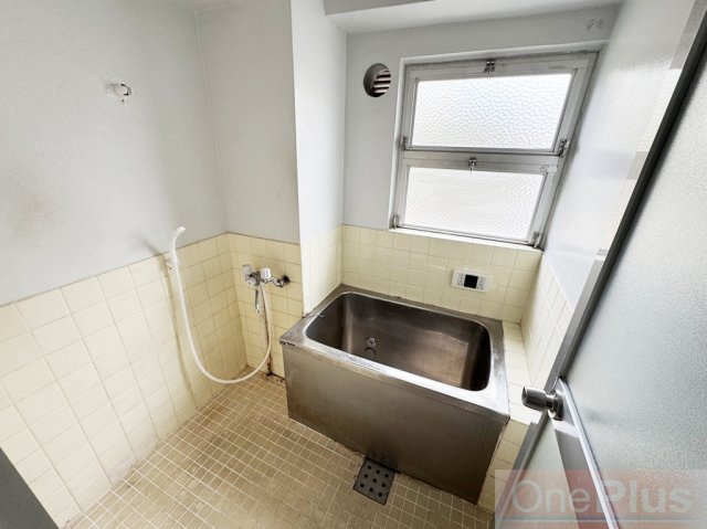 金盃第２ビル高羽荘の浴室