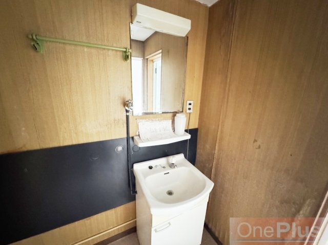 金盃第２ビル高羽荘の洗面所