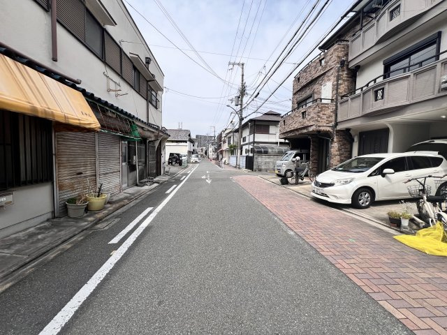 守口市大枝西町戸建の前面道路含む現地写真