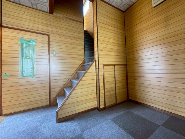 白糠町西1条南3丁目中古住宅の玄関|玄関ホール