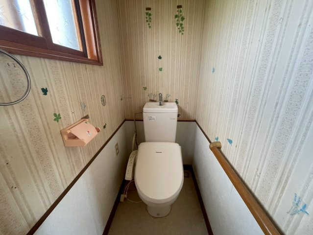 白糠町西1条南3丁目中古住宅のトイレ