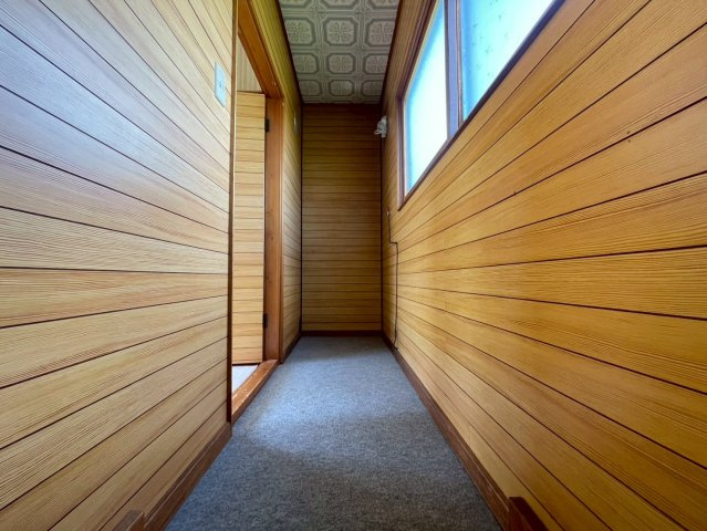 白糠町西1条南3丁目中古住宅のエントランス|2階　ホール