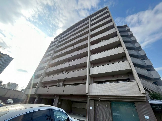 プロミネントコートの外観