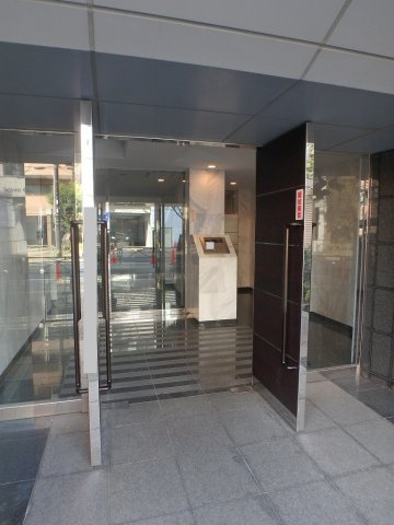 パークウェル東大前のエントランス