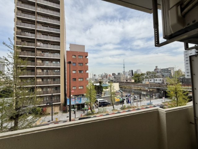 ドミール三ノ輪の展望|スカイツリーが見えます♪