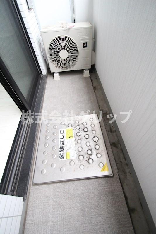 グランヴァン横濱クレストシティのバルコニー