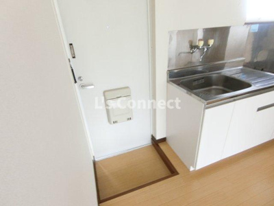 【玄関】 | ひより台インプスＢ棟 | 下駄箱設置スペースもあります。