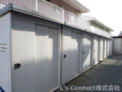 【その他共用部分】 | ひより台インプスＢ棟 | 外物置にはタイヤを収納できます。