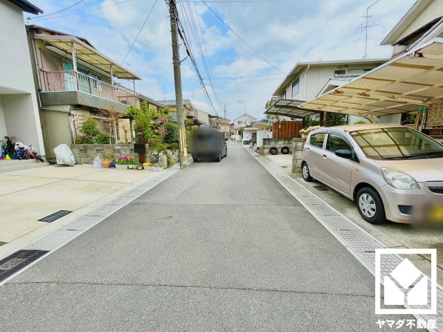 宇治市広野町宮谷の売地の前面道路含む現地写真