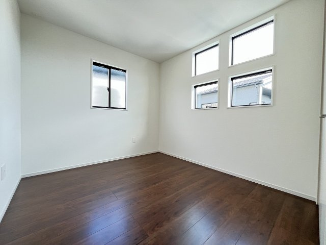 【子供部屋】 | 福岡市城南区友丘5丁目1期　1号棟（全1棟）【仲介手数料無料・0円】 | 施工例。施工例は完成時と異なる場合があります。