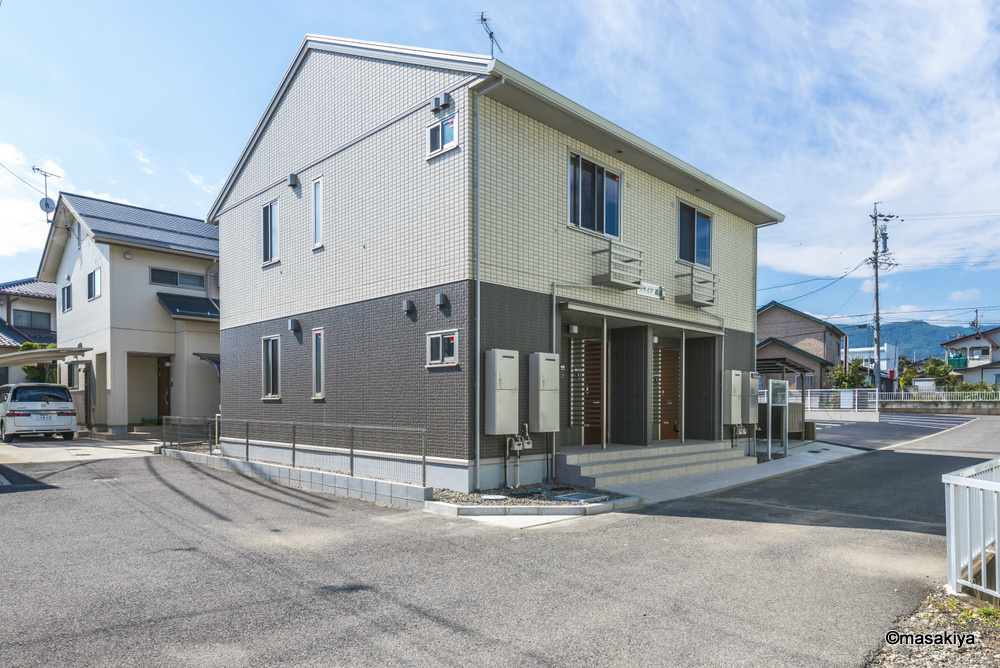 リサイア稲田の外観