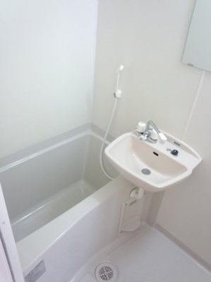【浴室】 | レオネクストセレッサ