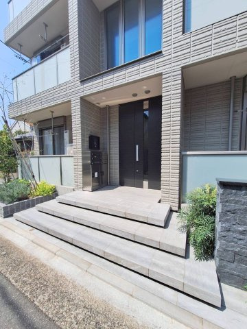 ベルパルク吉祥寺本町のエントランス