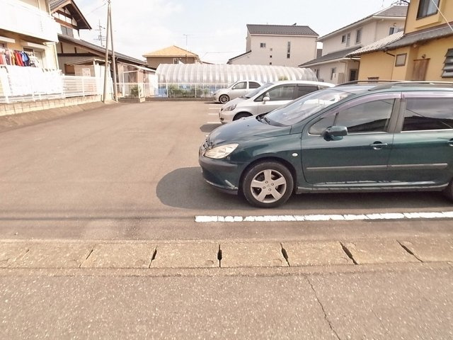 【駐車場】 | セジュール城南A棟