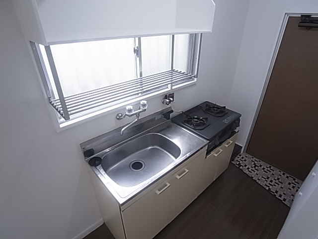神戸市須磨区高倉台１丁目の賃貸マンションのキッチン|２口ガスキッチン