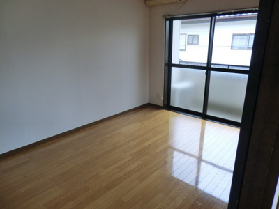 【居間・リビング】 | 南宮ハイツ