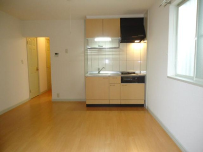 【居間・リビング】 | メゾンミルキーウェイⅡ | リビング