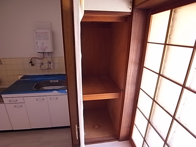 サンハイム北舞子の収納