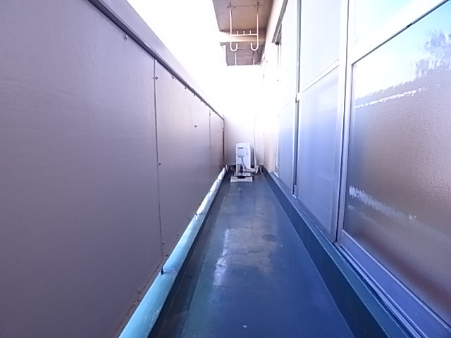 サンハイム北舞子のバルコニー