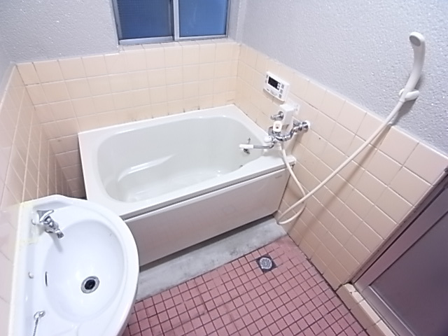 サンハイム北舞子の浴室