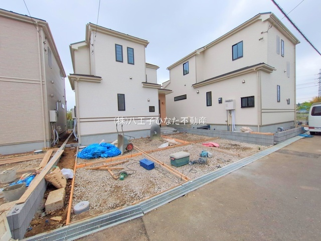 祝　成約済み　八王子市　石川町　新築戸建て　３期の外観|～仲介手数料無料☆八王子ひなた不動産～八王子市石川町　新築戸建て