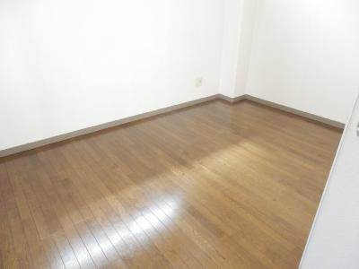 フレグランス大宮の居間・リビング|フローリング