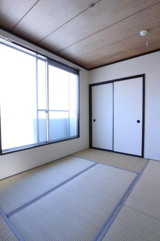 ガーデンハイム五色山の寝室