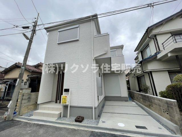 若葉町　新築一戸建ての外観|新しい生活にいかがでしょうか？外観はお住まいの顔になります。こだわりたいポイントですね。外壁塗装や屋根塗装のご相談も承っております。
■現地内覧・資金計画相談・住宅ローン相談もお問合せ受付中■