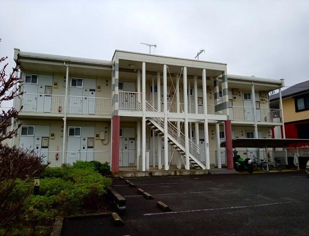 レオパレスカメリアの外観