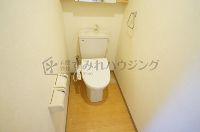 ラークハイムのトイレ|参考、同建物・同間取りの号室