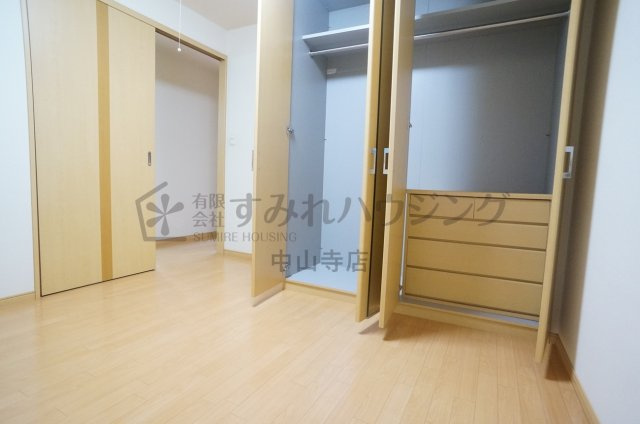 ラークハイムの玄関|参考、同建物・同間取りの号室