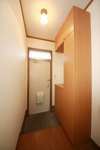 アメニティレジデンスの玄関