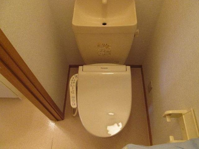 シンプルで使いやすいトイレです