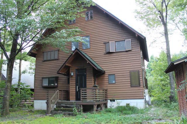 高島市マキノ町大沼516-7 売土地の周辺|周辺にはお洒落な建物がいっぱいです。